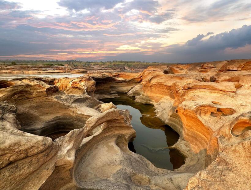 Co wpływa na długość lotu do Tajlandii?