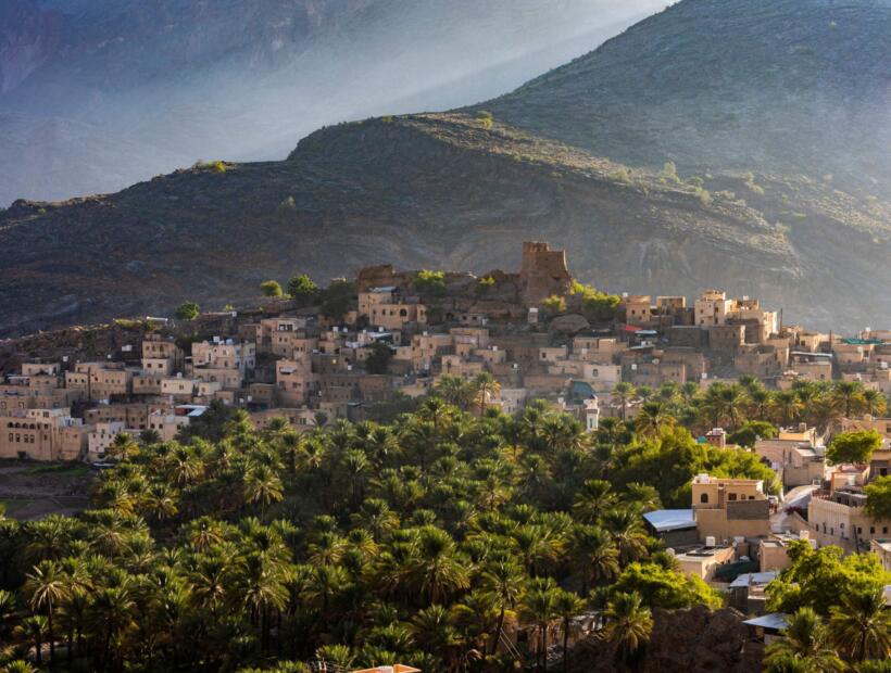 Ile trwa bezpośredni lot do Omanu?